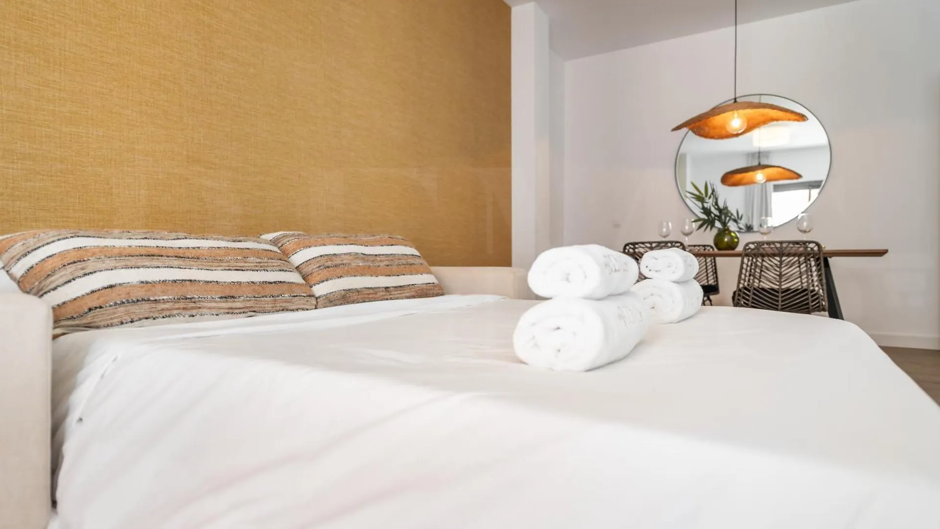 Picturesque Apartment With Terrace By Rems Malaga 0*,
