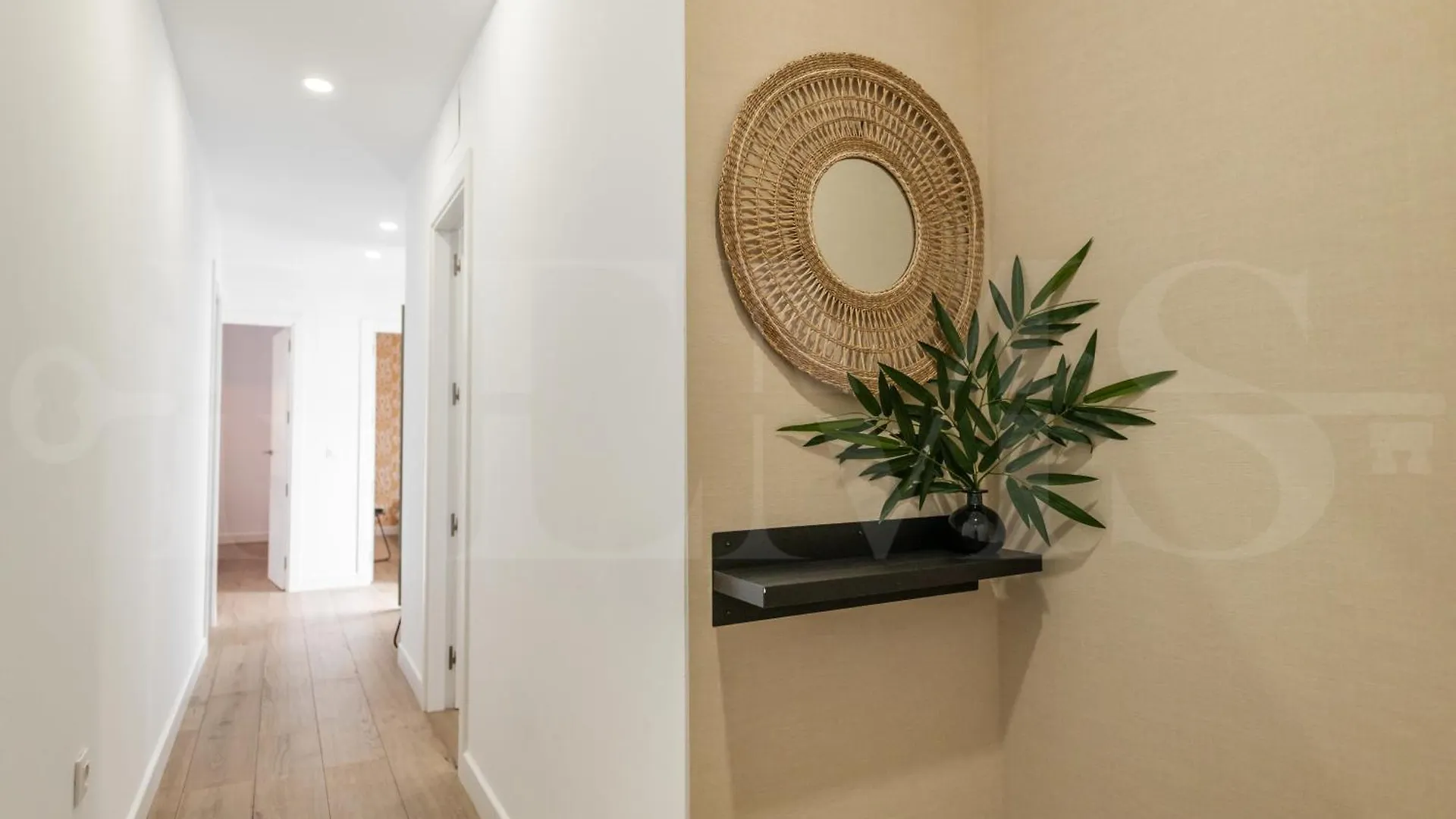 Picturesque Apartment With Terrace By Rems Malaga