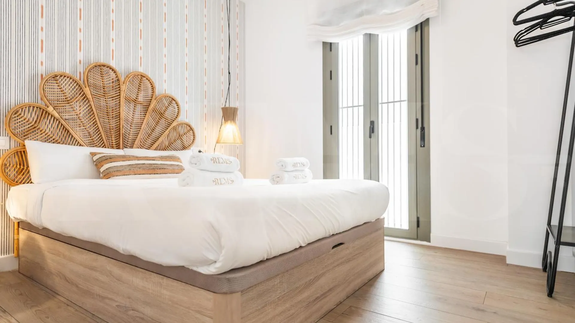 Picturesque Apartment With Terrace By Rems Malaga 0*,