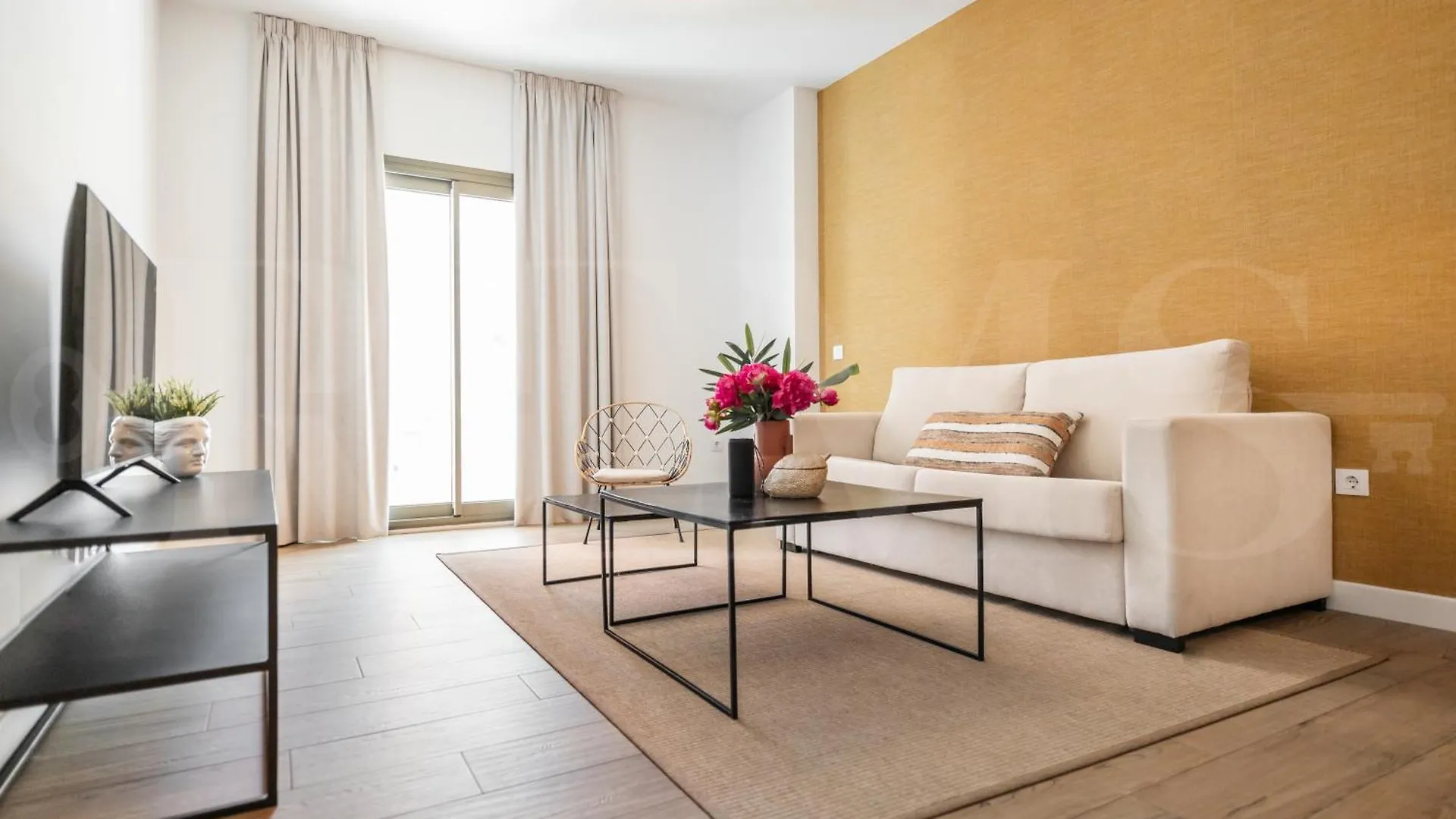 Picturesque Apartment With Terrace By Rems Malaga